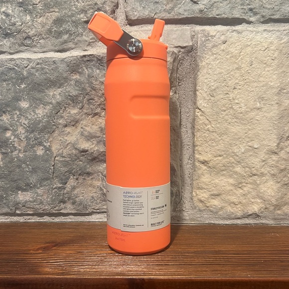 🍑 Pucker Peach 🍑 24 oz IceFlow Aerolight Water Bottle with Flip Straw 2.0 NWT - Picture 4 of 6